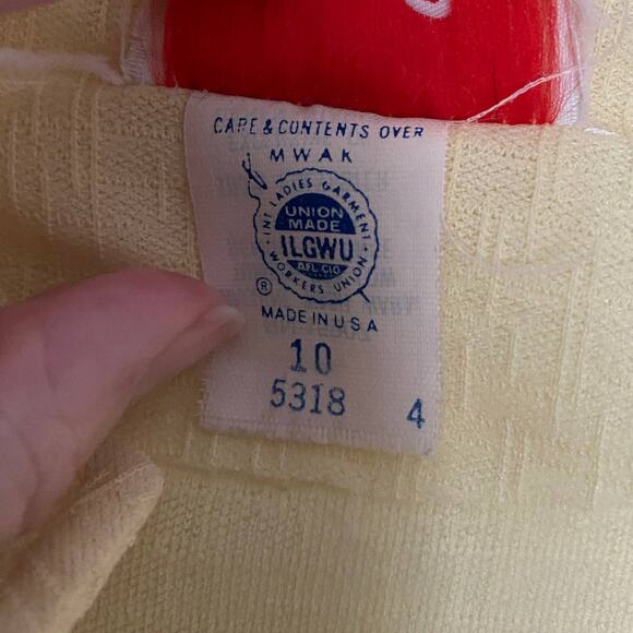 Vintage JOAN CURTIS Women's Size 10 Dress Yellow Short Sleeves 60s 70s Union - Picture 4 of 9